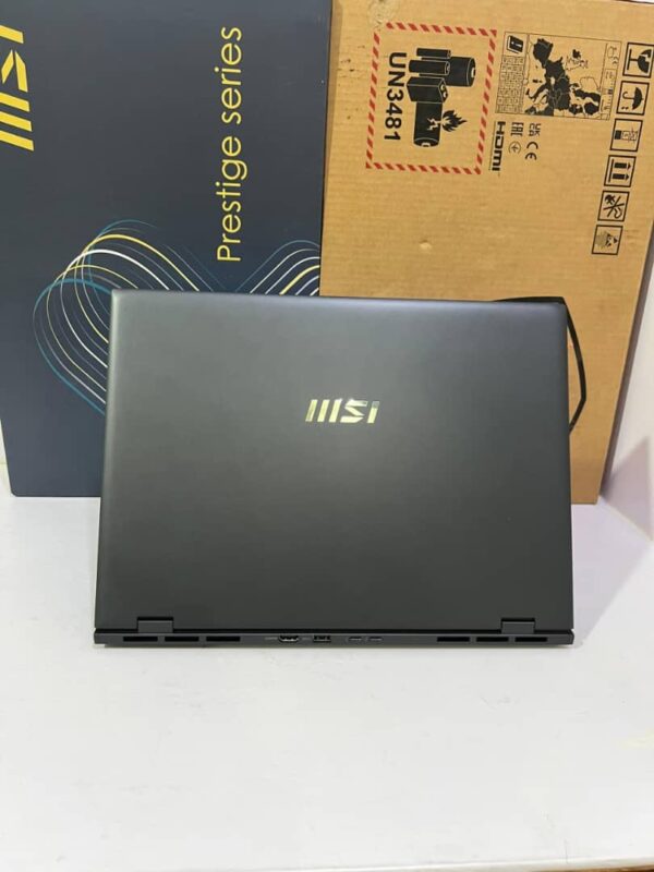 MSI Prestige 16 AI Evo B1MG-012FR (neuf en carton)